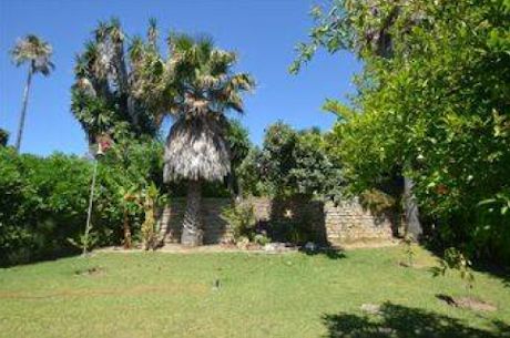 esteona-villa-private-gardens